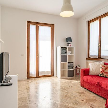 Terrazza Fucinetta Daire Introbio Dış mekan fotoğraf
